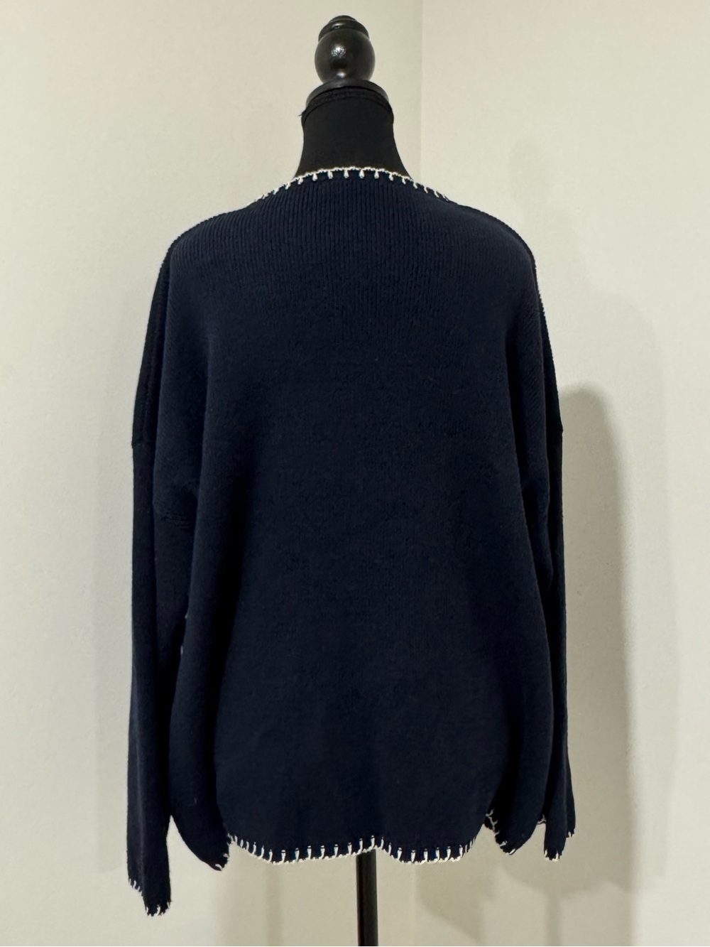 Zara Navy V-Neck Sweater with White Contrast Stitching - Picture 3 of 5